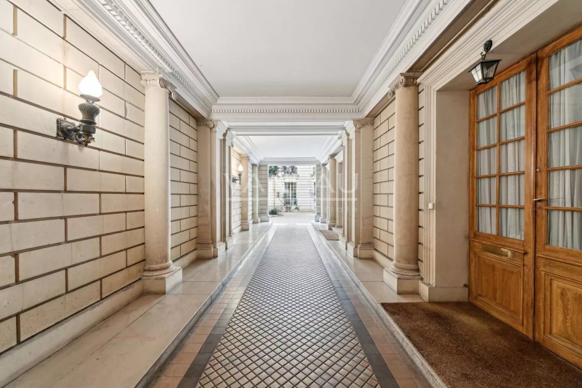 Luxury Apartment for sale in Paris 16Ème, 2 500 000 €, Photo 1