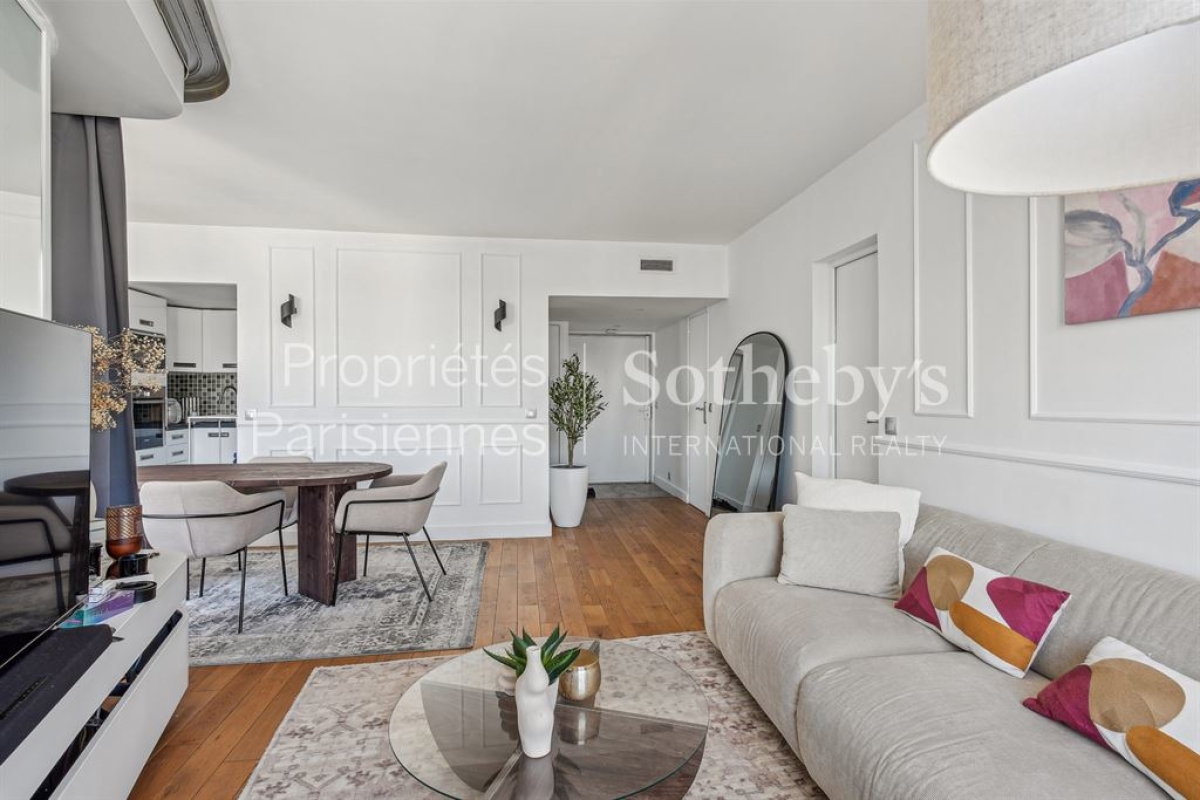 Luxury Apartment for sale in Paris 15ème, 588 000 €, Photo 6