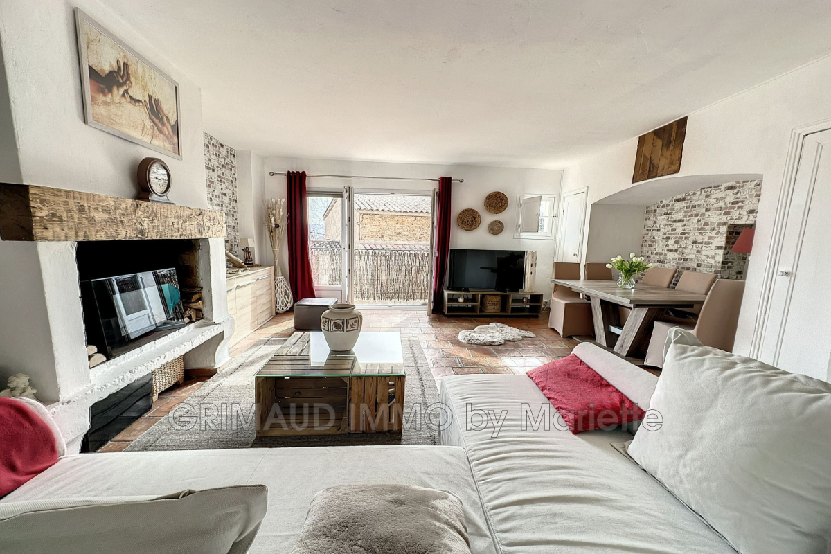 Luxury Apartment for sale in Grimaud, 250 000 €, Photo 1