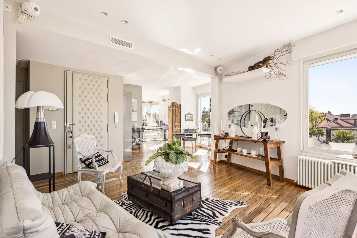 Luxury Apartment for sale in Nice, 1 390 000 €, Photo 2