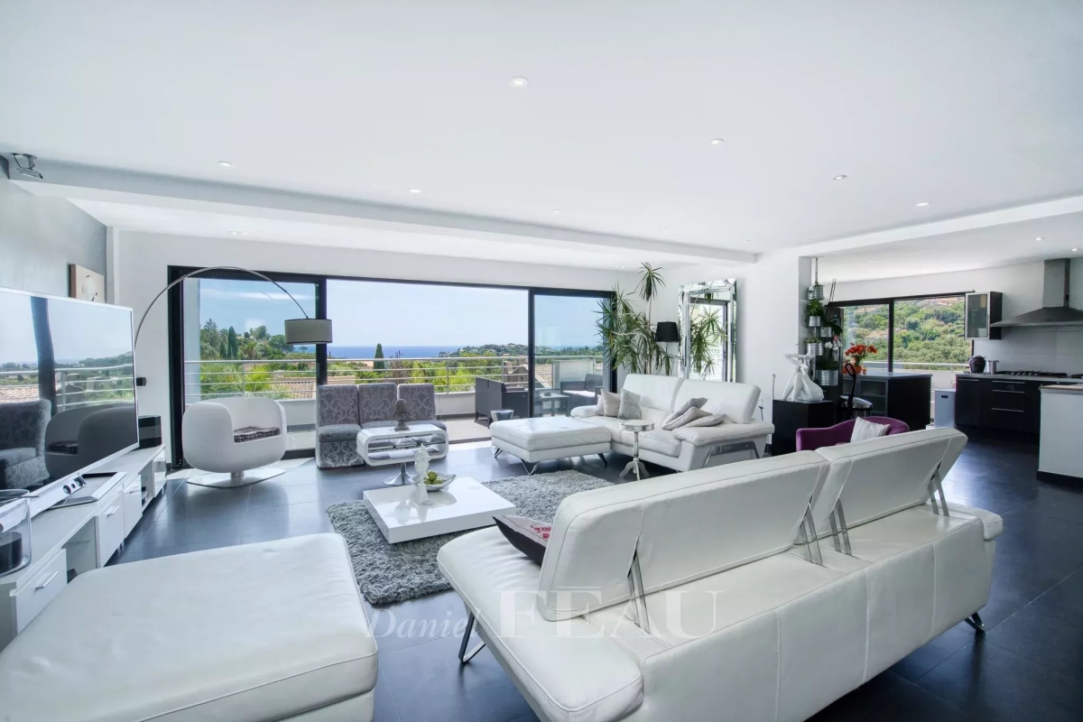 Luxury House for sale in Cavalaire-sur-Mer, 2 990 000 €, Photo 3