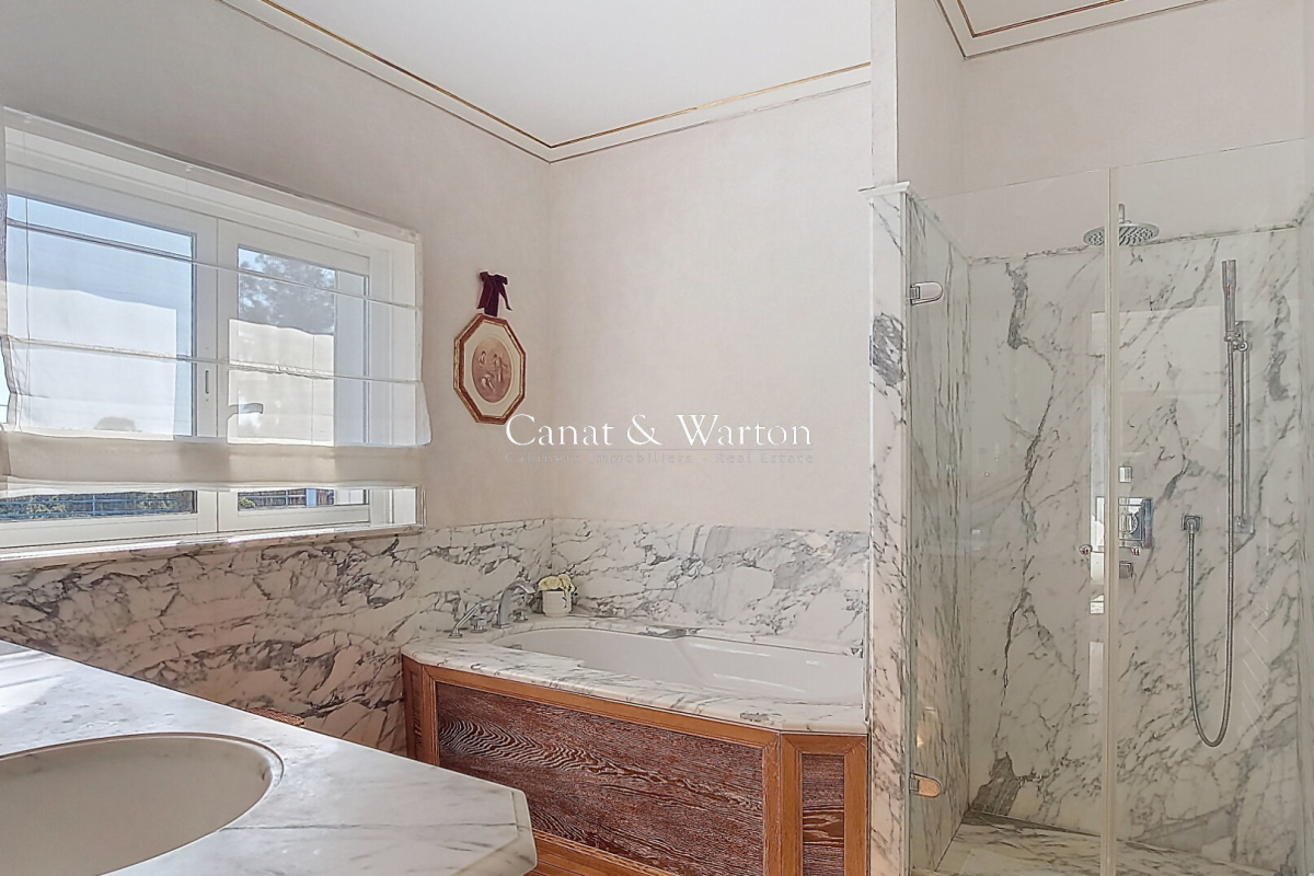 Maison de luxe à vendre à Saint-Aygulf, 1 560 000 €, Photo 7