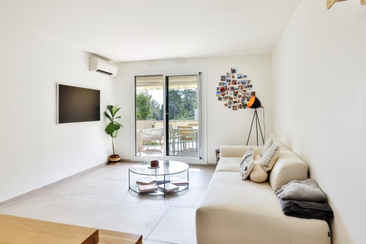 Luxury Apartment for sale in Nice, 395 000 €, Photo 3