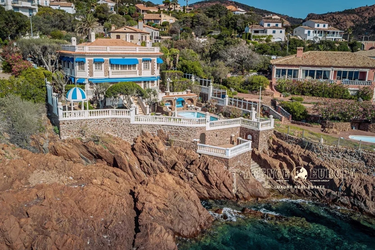 Maison de luxe à vendre à Saint-Raphaël, 3 980 000 €, Photo 1