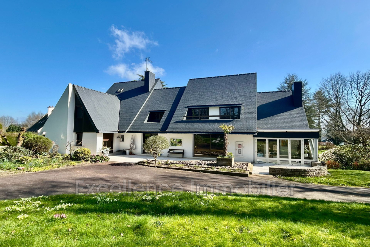 Maison de luxe à vendre à Loudéac, 490 000 €, Photo 1