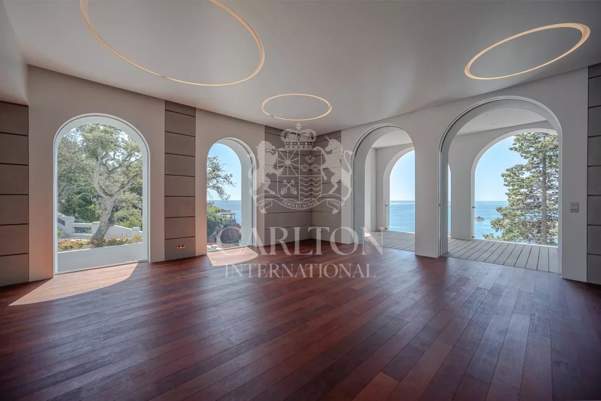 Luxury House for sale in Saint-Raphaël, 10 900 000 €, Photo 5