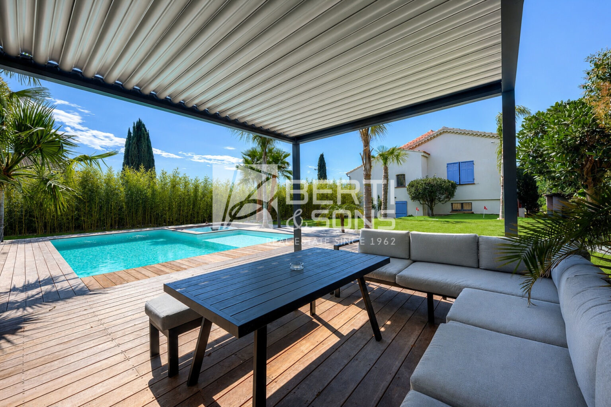 Luxury House for sale in Fréjus, 1 199 000 €, Photo 1