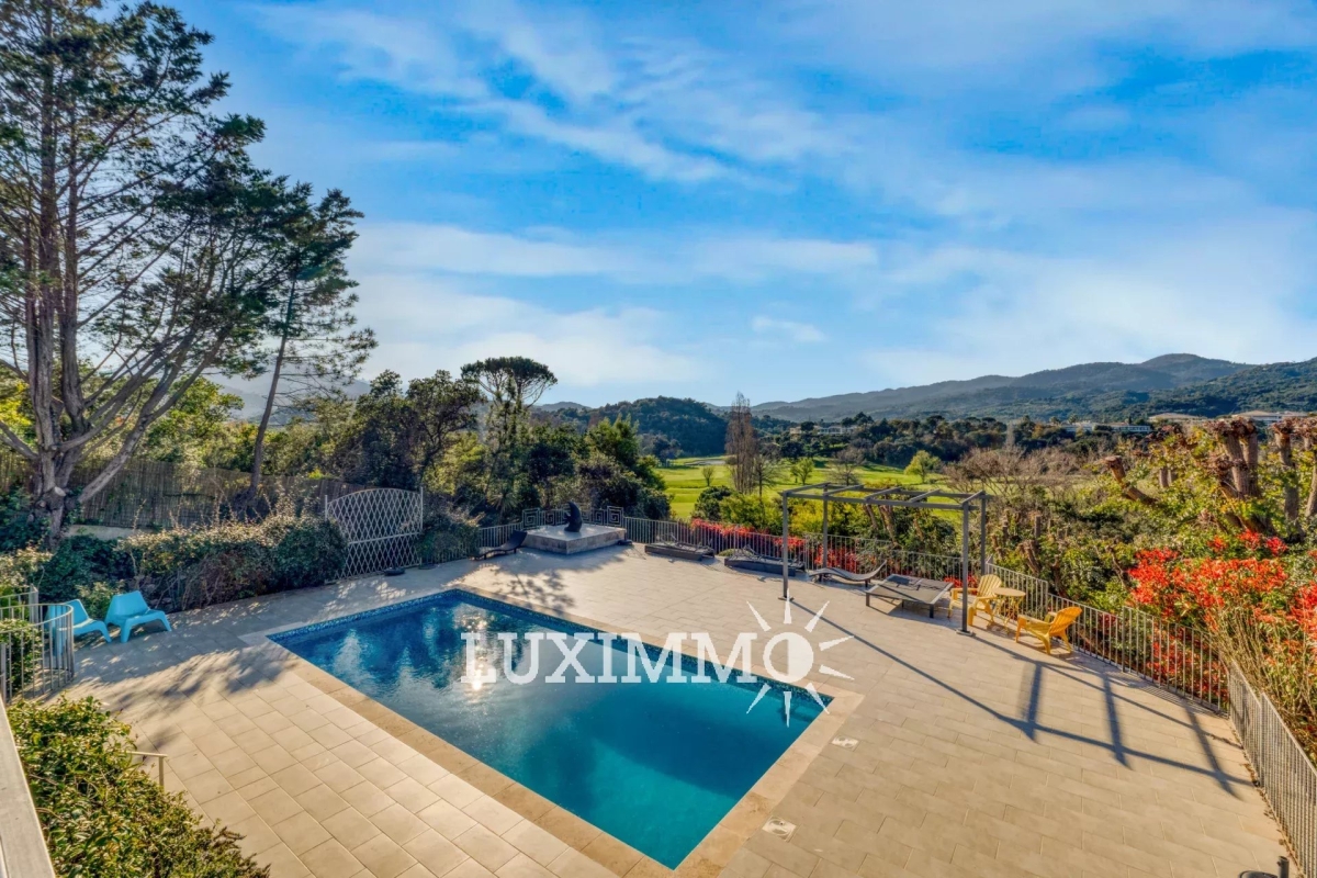 Luxury House for sale in Mandelieu-la-Napoule, 1 799 000 €, Photo 1