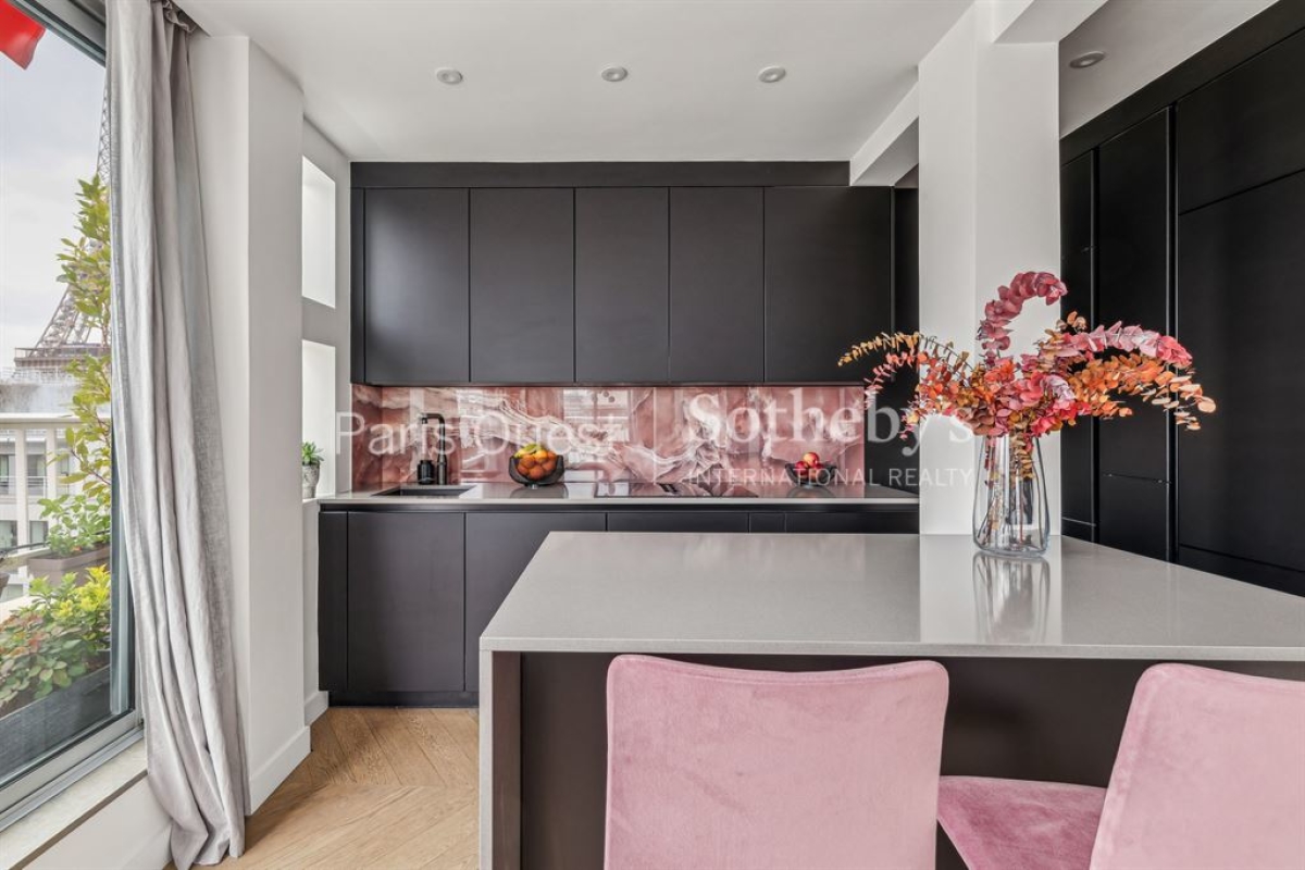 Luxury Apartment for sale in Paris 7Ème, 2 640 000 €, Photo 3