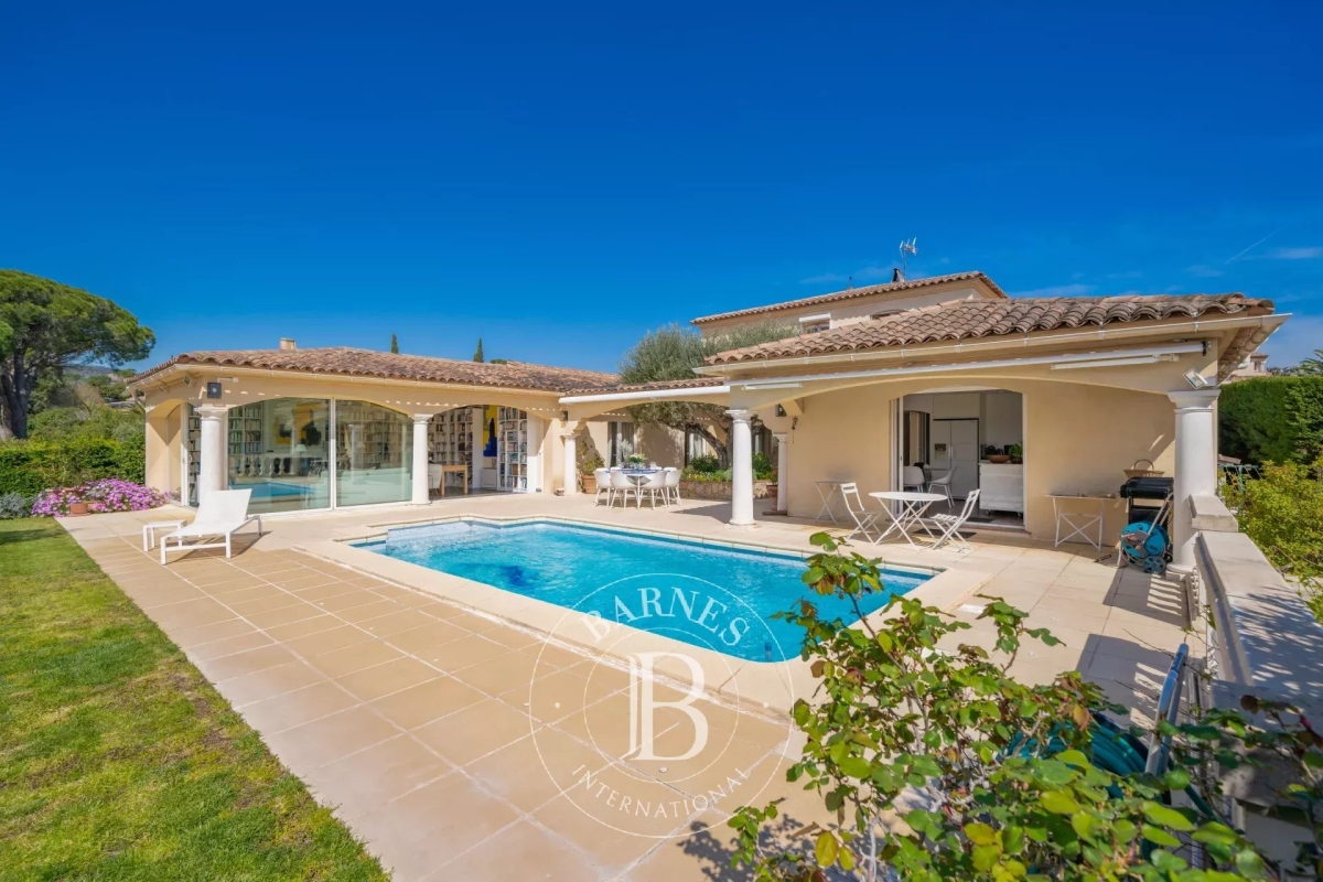 Luxury House for sale in Saint-Raphaël, 2 950 000 €, Photo 1