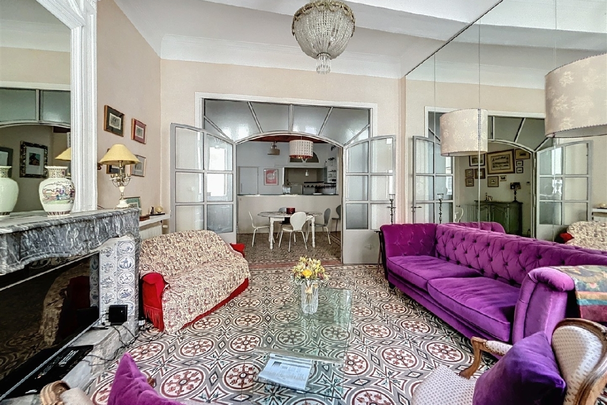 Appartement de luxe à vendre à Nîmes, 336 000 €, Photo 2