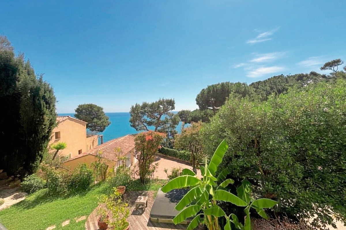 Maison de luxe à vendre à Èze, 1 280 000 €, Photo 1