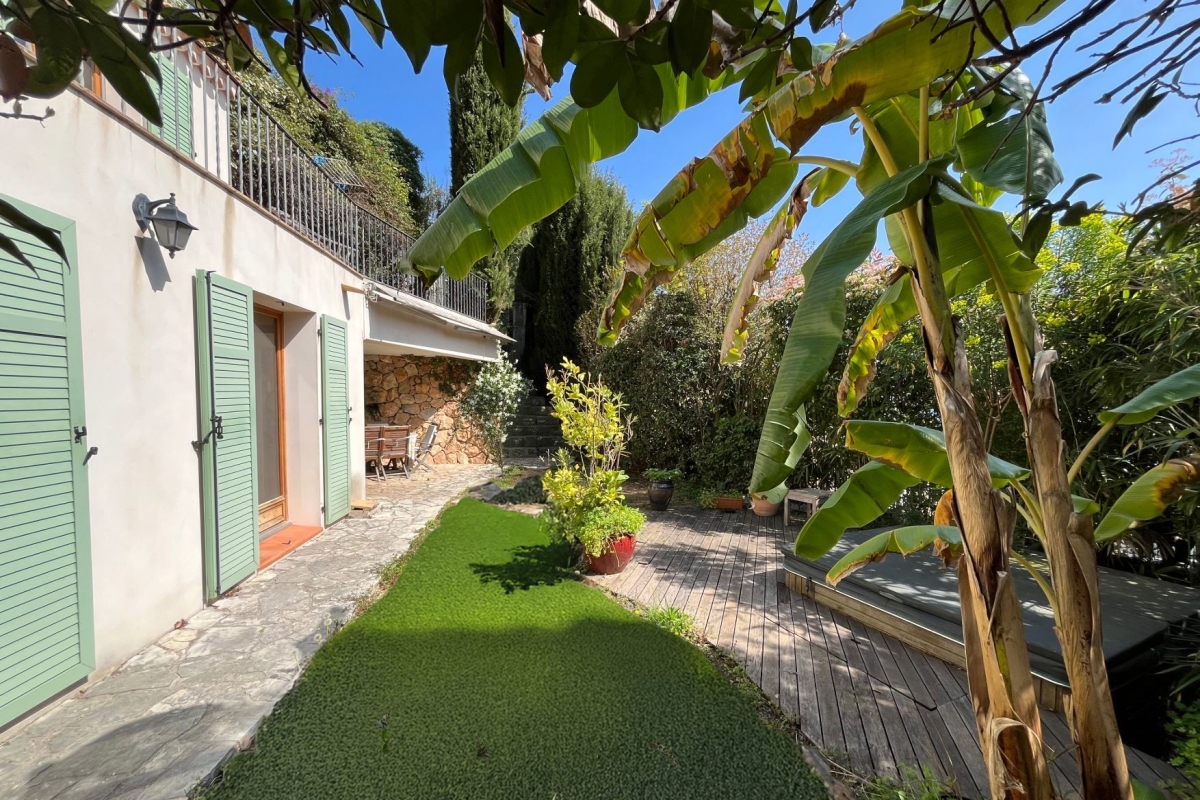 Luxury House for sale in Èze, 1 280 000 €, Photo 2