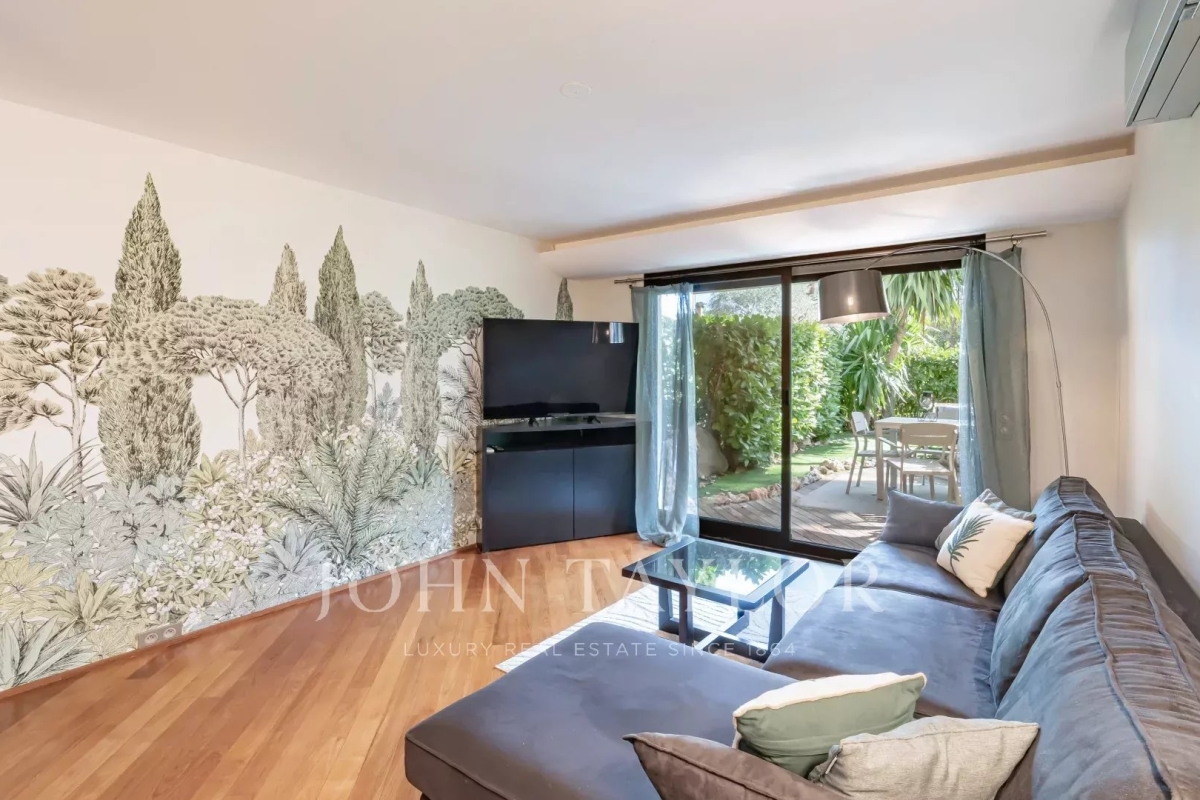 Luxury Apartment for sale in Saint-Jean-Cap-Ferrat, 450 000 €, Photo 4