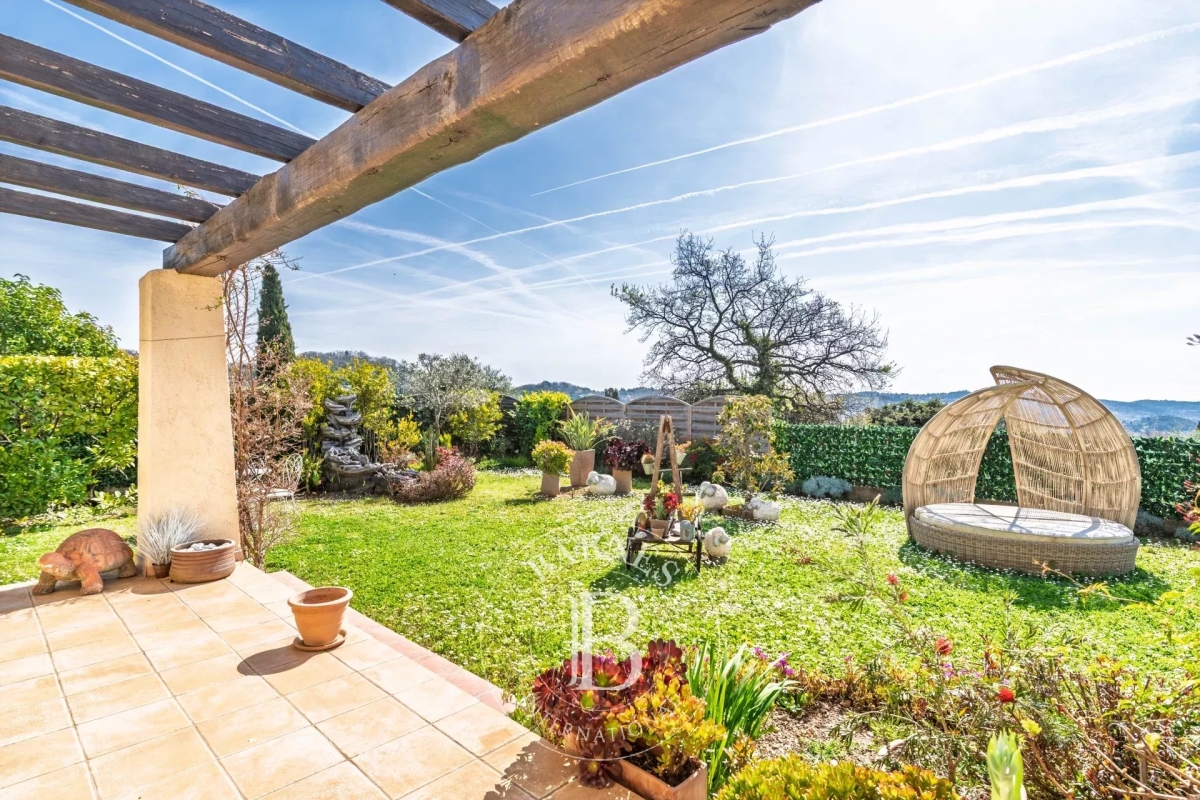Maison de luxe à vendre à Grasse, 950 000 €, Photo 6