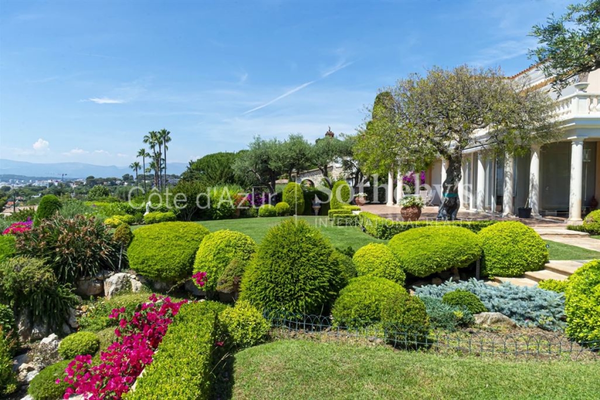 Luxury House for sale in Cap d'Antibes, 28 000 000 €, Photo 3