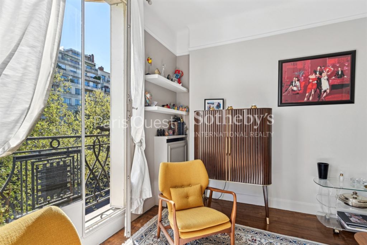 Luxury Apartment for sale in Paris 16ème, 845 000 €, Photo 1