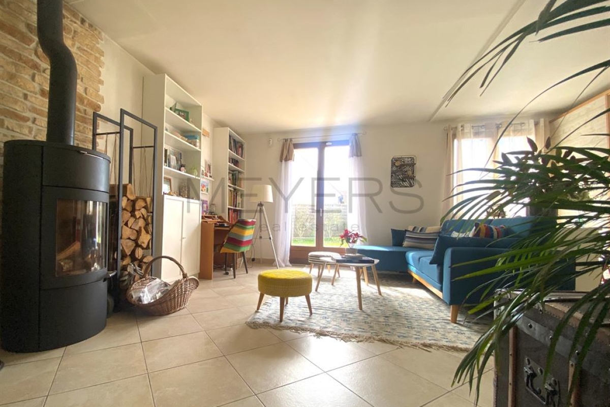 Maison de luxe à vendre à Montfort-l'Amaury, 666 000 €, Photo 3