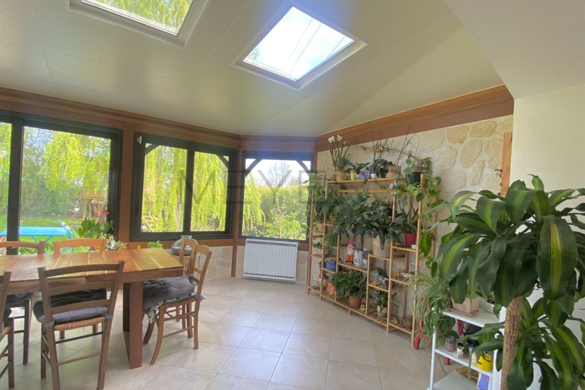 Maison de luxe à vendre à Montfort-l'Amaury, 666 000 €, Photo 4
