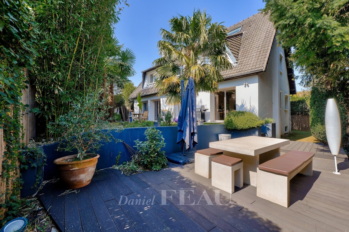Maison de luxe à vendre à Saint-Cloud, 2 190 000 €, Photo 1