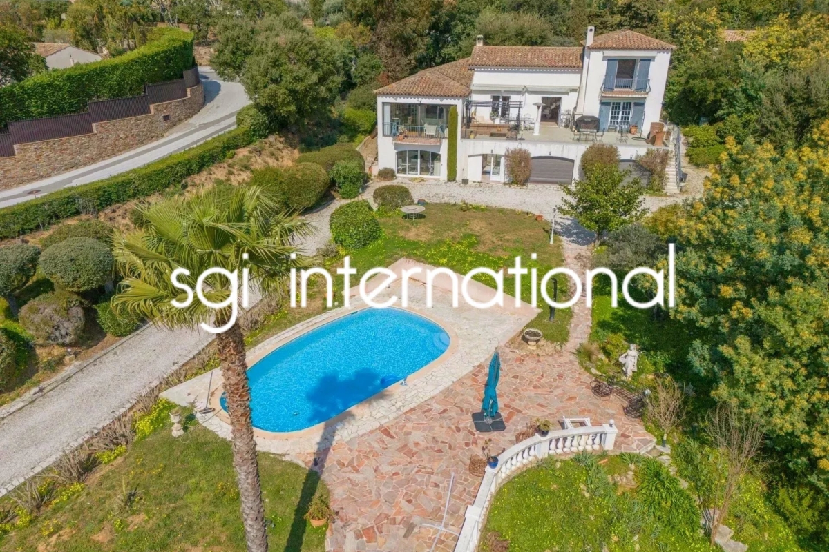 Maison de luxe à vendre à Grimaud, 2 750 000 €, Photo 1