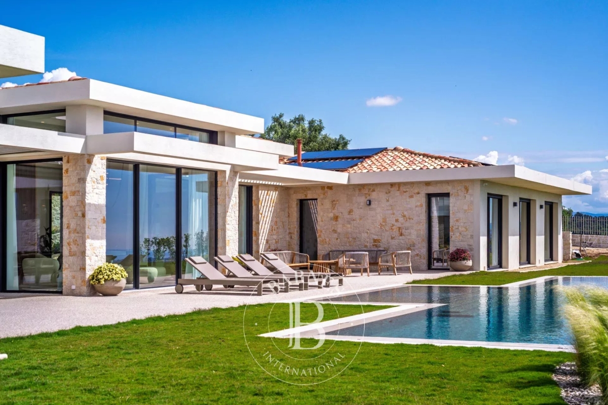 Luxury House for sale in Roquefort-les-Pins, 7 700 000 €, Photo 1