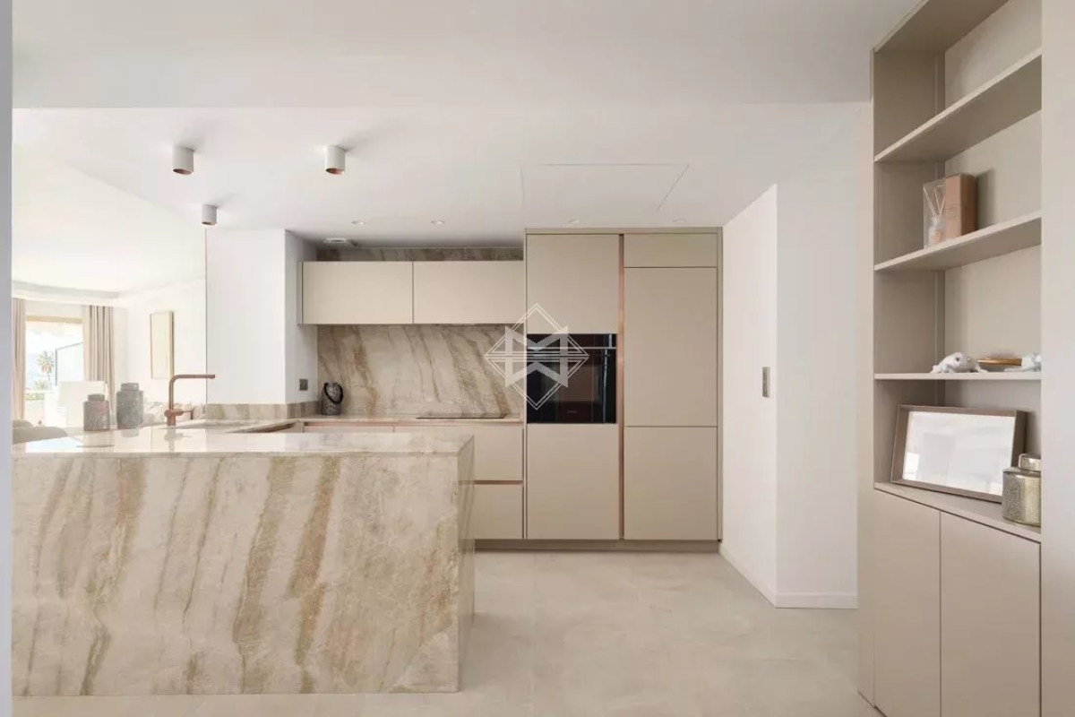 Luxury Apartment for sale in Cannes, 2 690 000 €, Photo 6