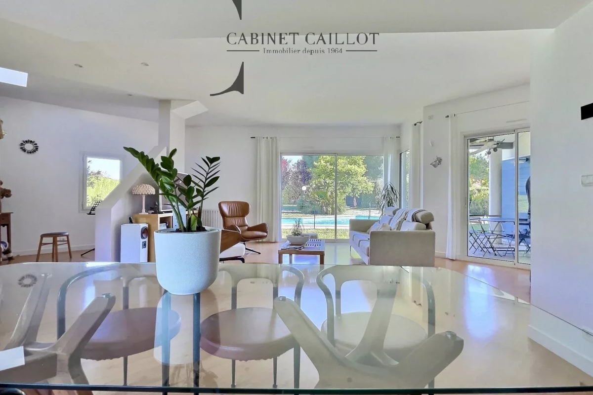 Maison de luxe à vendre à Saintes, 470 000 €, Photo 6