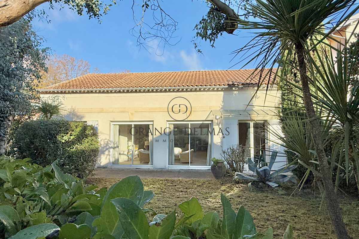 Maison de luxe à vendre à Le Bouscat, 682 000 €, Photo 1