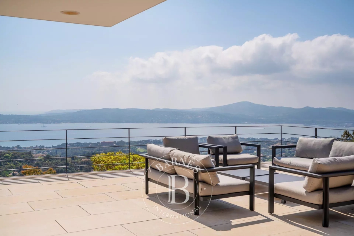 Luxury House for sale in Grimaud, 7 490 000 €, Photo 3