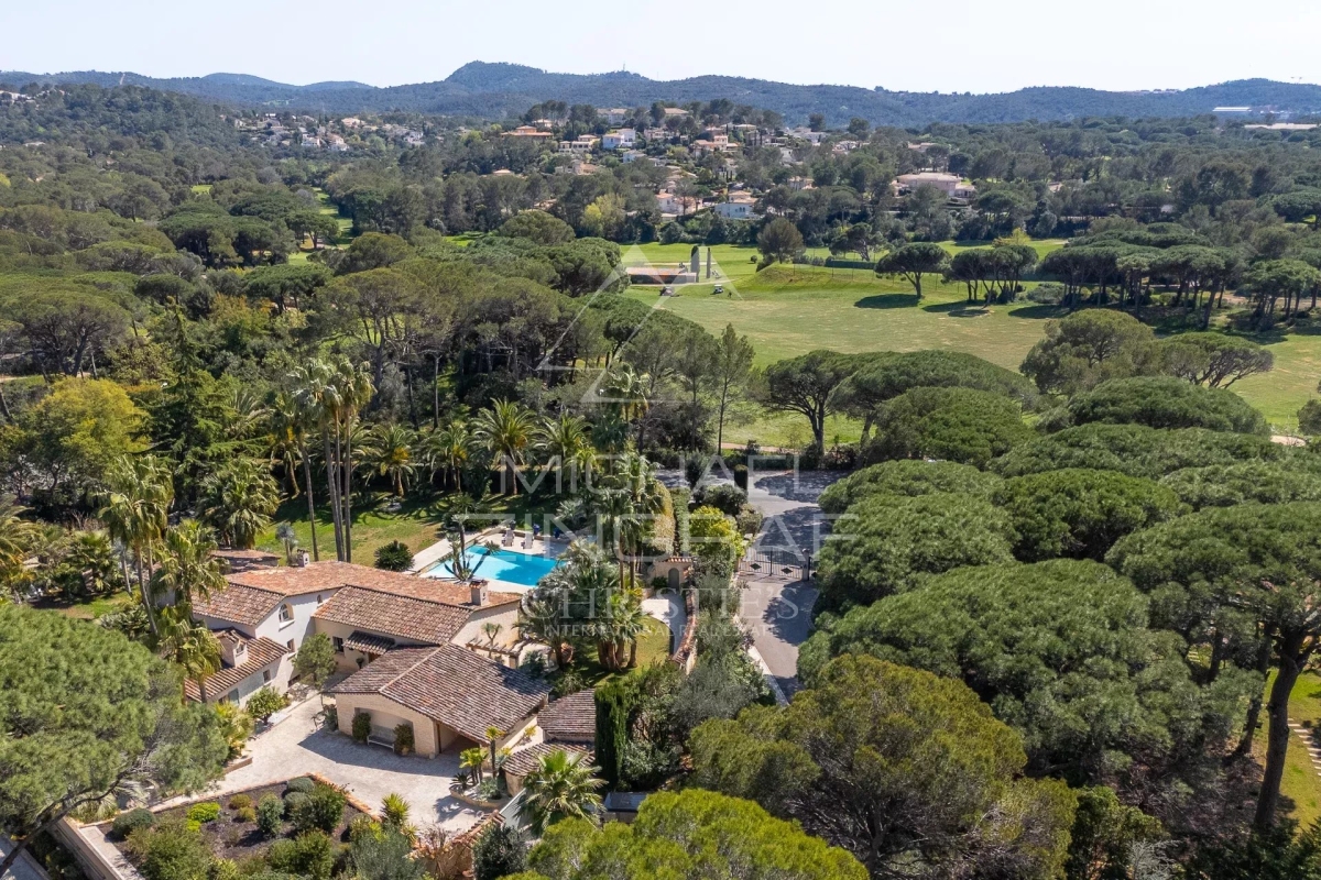 Maison de luxe à vendre à Saint-Raphaël, 4 500 000 €, Photo 2