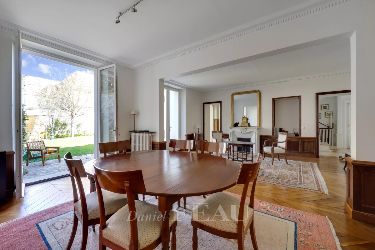 Maison de luxe à vendre à Saint-Germain-en-Laye, 2 490 000 €, Photo 3