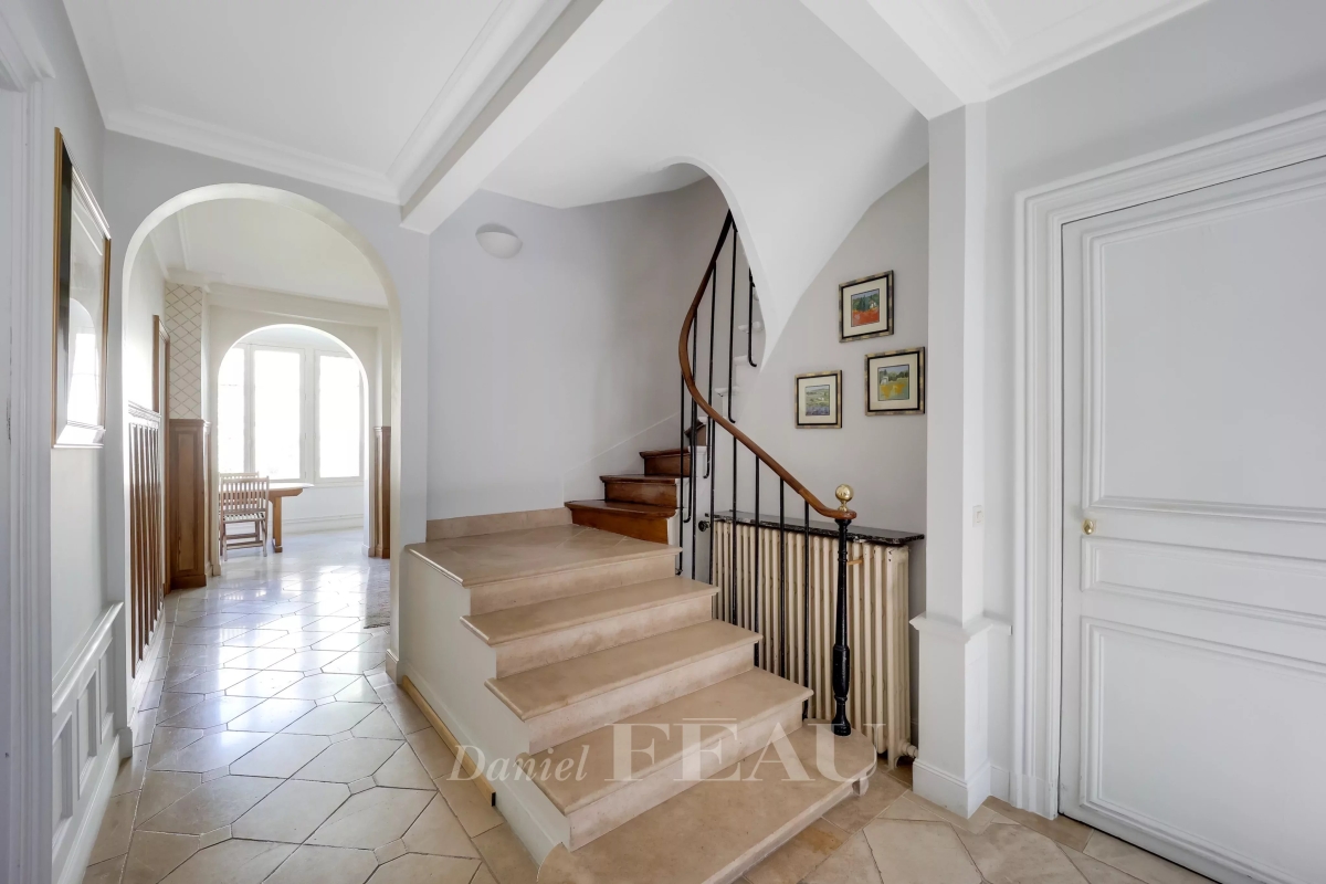 Maison de luxe à vendre à Saint-Germain-en-Laye, 2 490 000 €, Photo 4