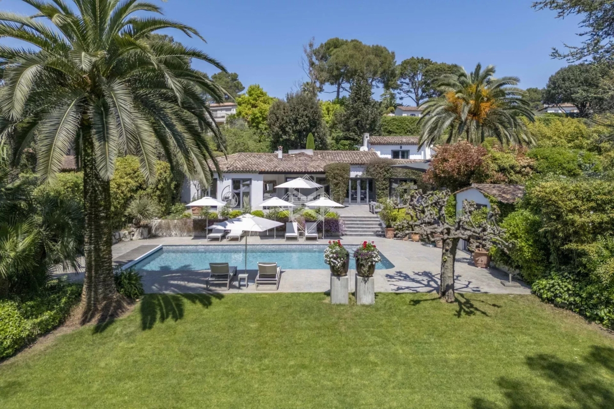 Luxury House for sale in Mougins, 3 995 000 €, Photo 1