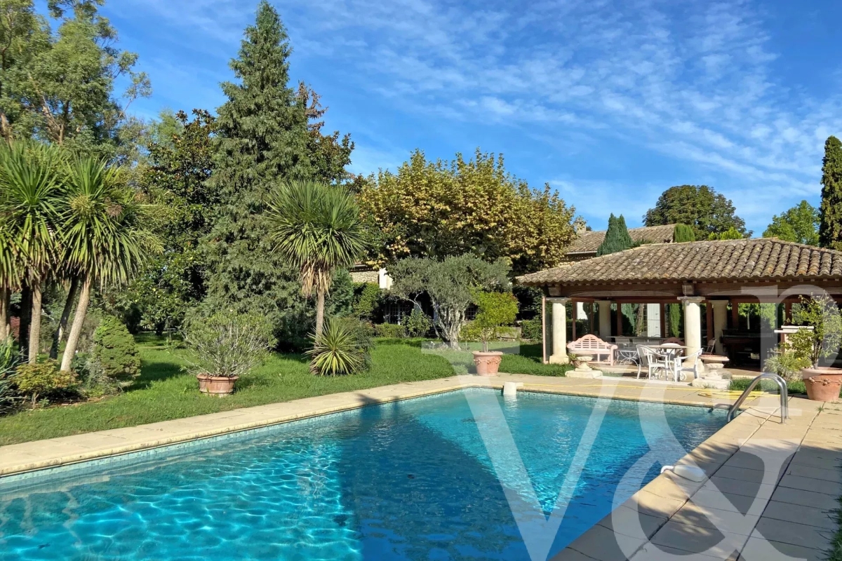 Luxury House for sale in Sénas, 1 590 000 €, Photo 3