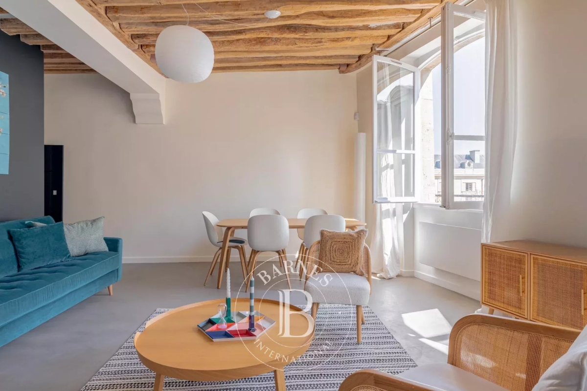 Luxury Apartment for sale in Paris 5Ème, 1 360 000 €, Photo 2