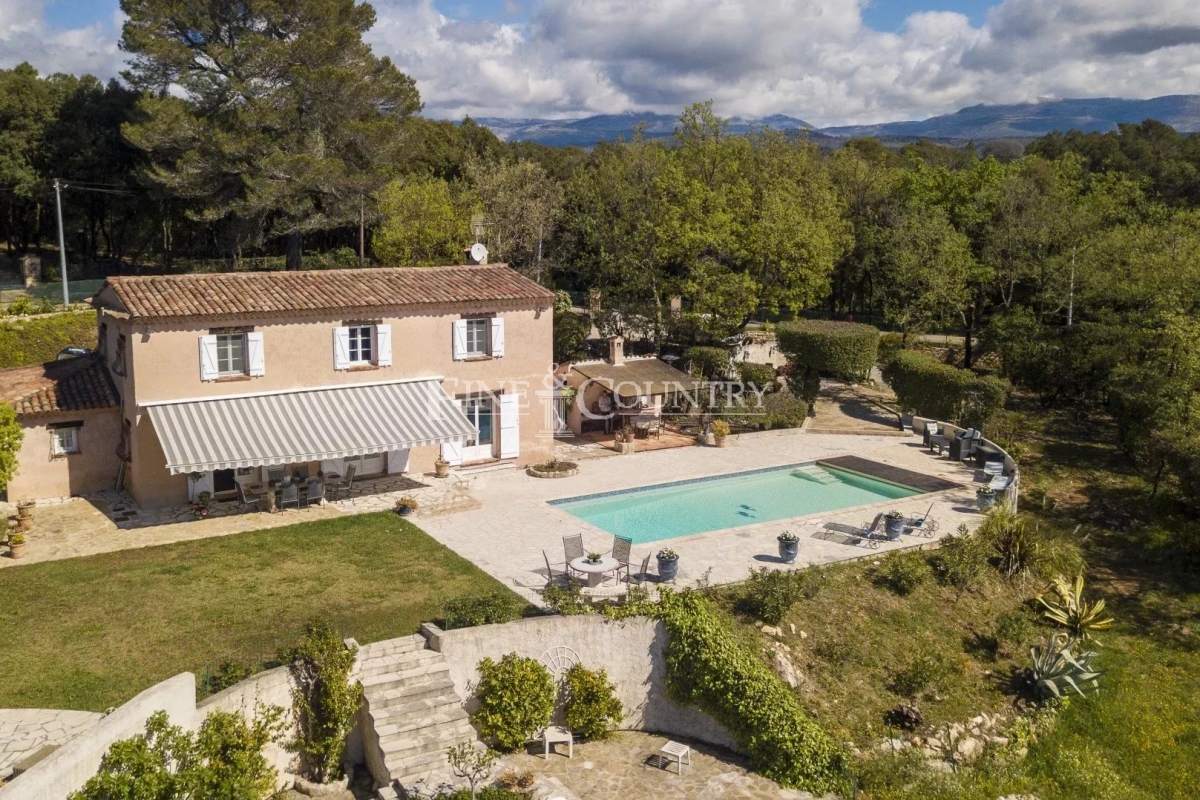 Luxury House for sale in Montauroux, 875 000 €, Photo 2