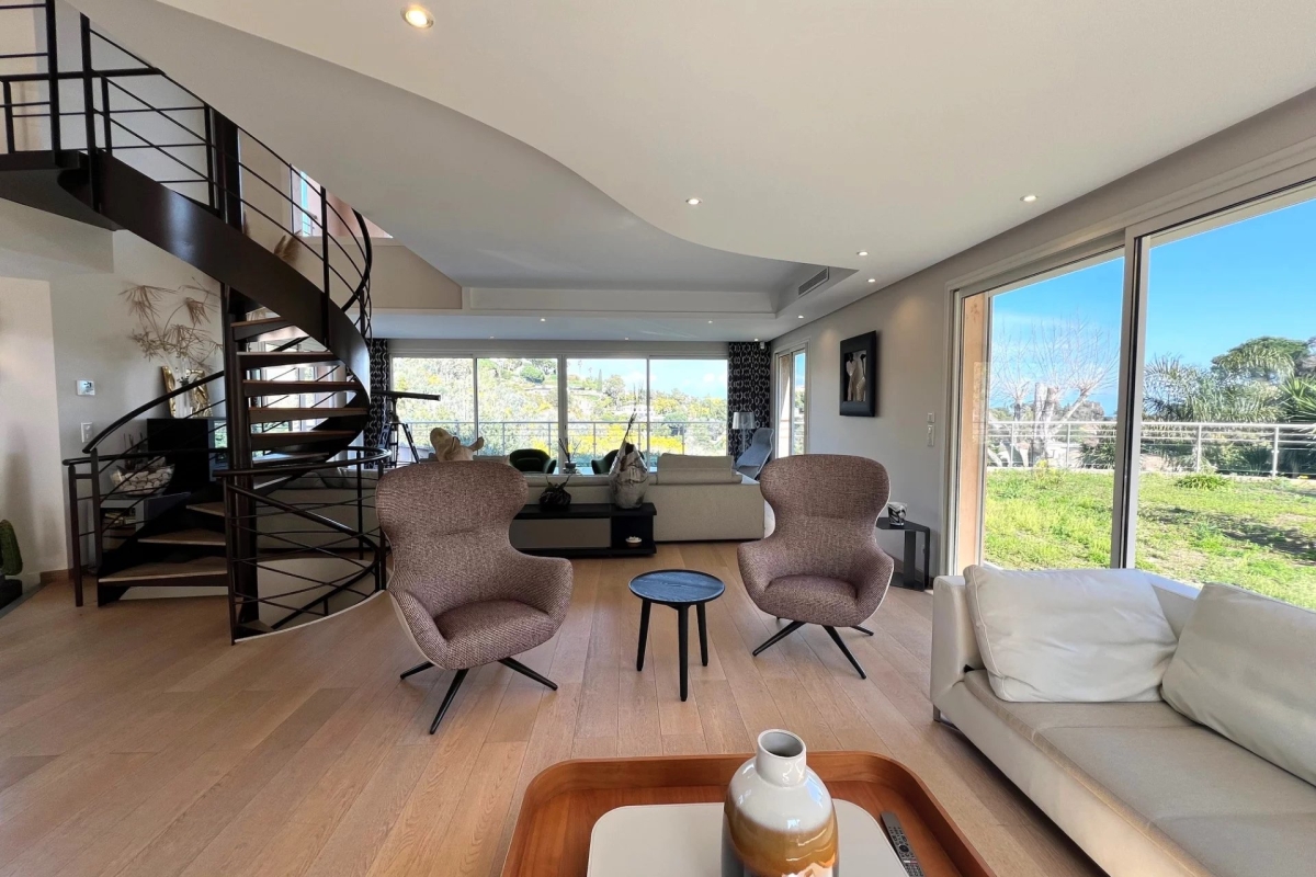 Maison de luxe à vendre à Cannes, 3 350 000 €, Photo 3