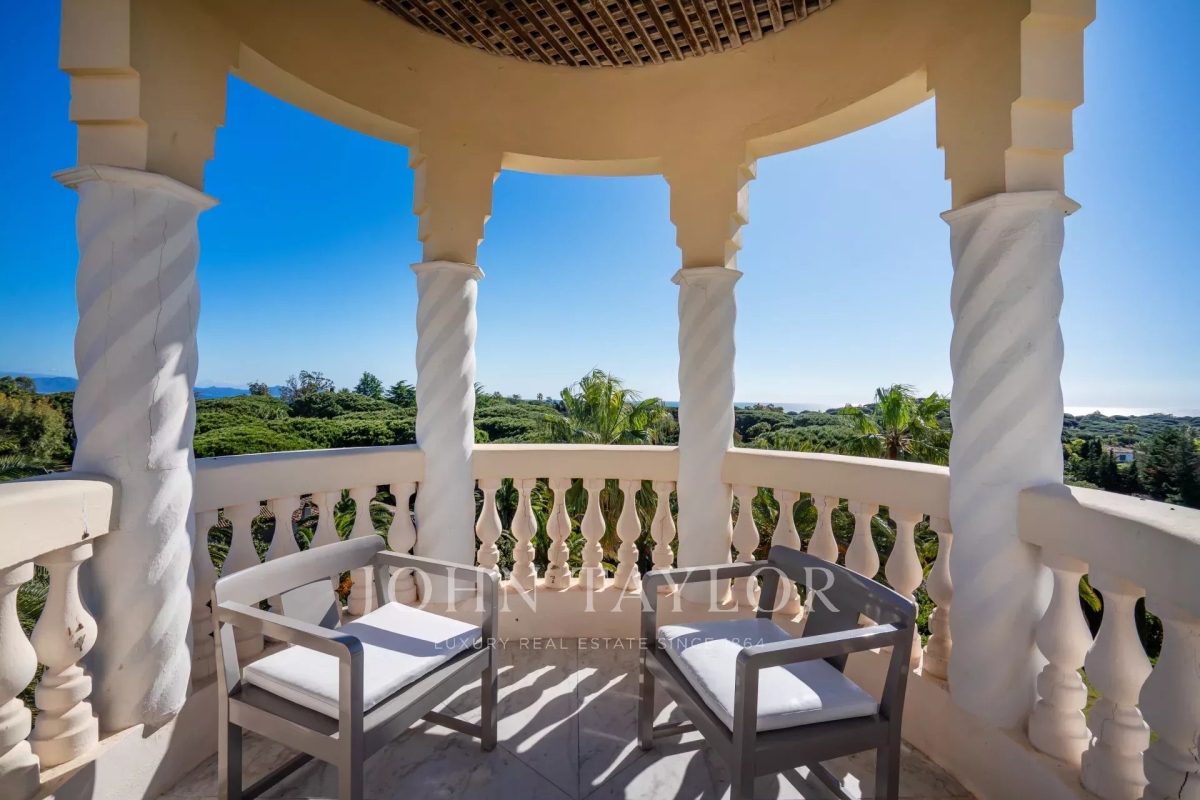 Luxury Apartment for sale in Saint-Tropez, 12 600 000 €, Photo 4