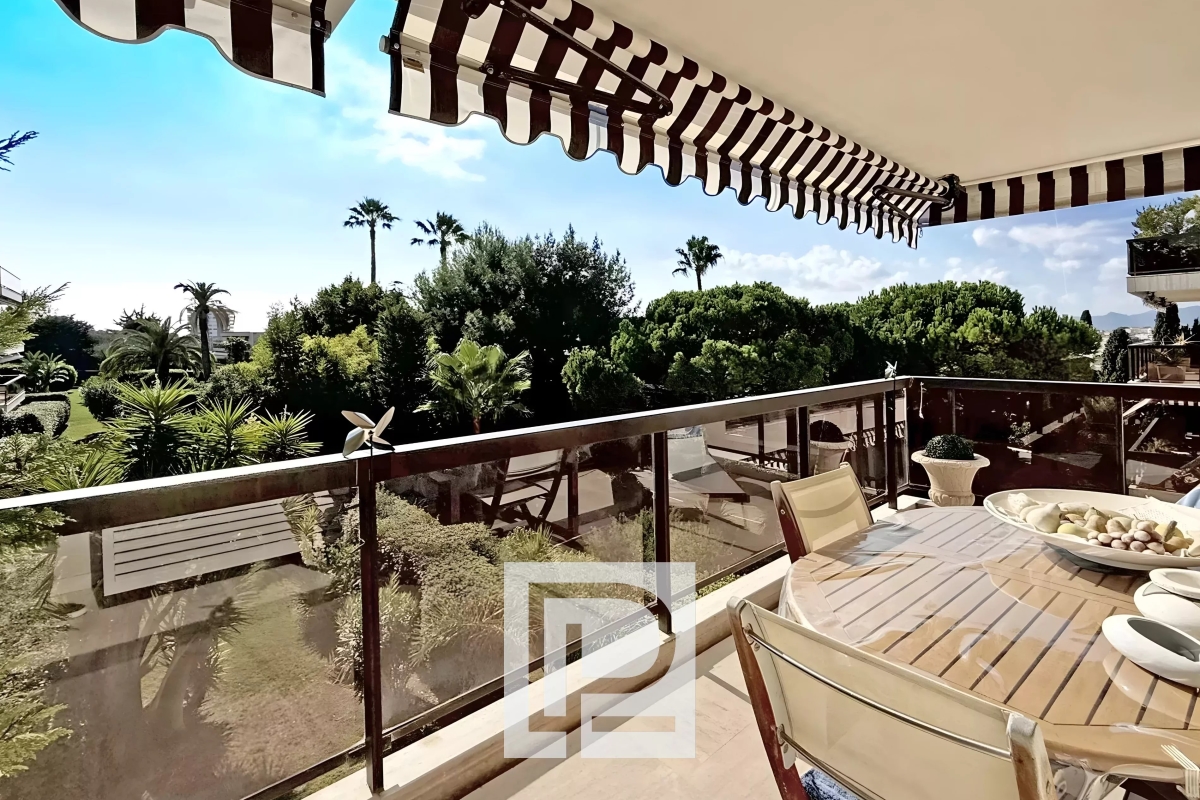 Appartement de luxe à vendre à Cannes, 820 000 €, Photo 2