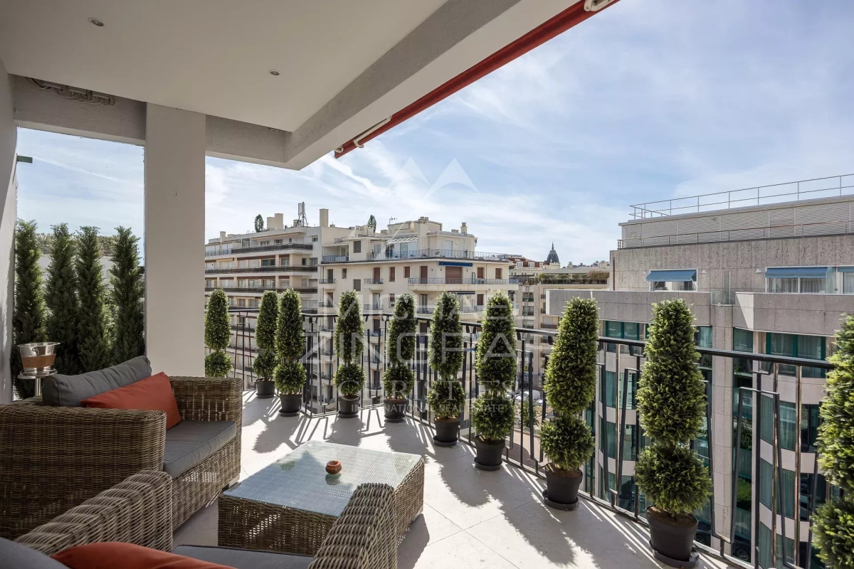 Appartement de luxe à vendre à Cannes, 1 495 000 €, Photo 2