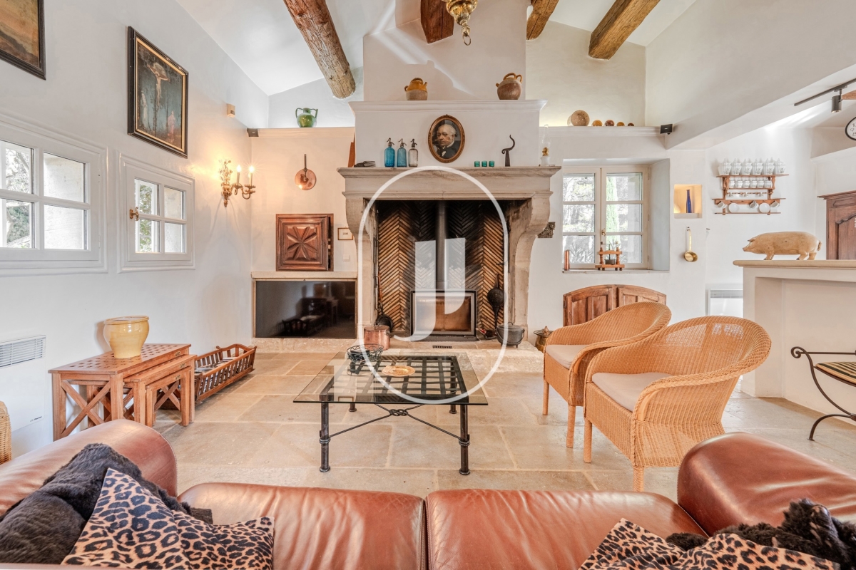 Luxury House for sale in Les Baux-de-Provence, 2 695 000 €, Photo 3