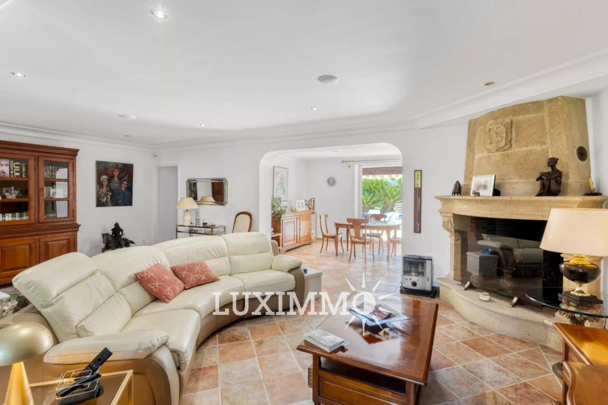 Maison de luxe à vendre à Mougins, 1 380 000 €, Photo 3