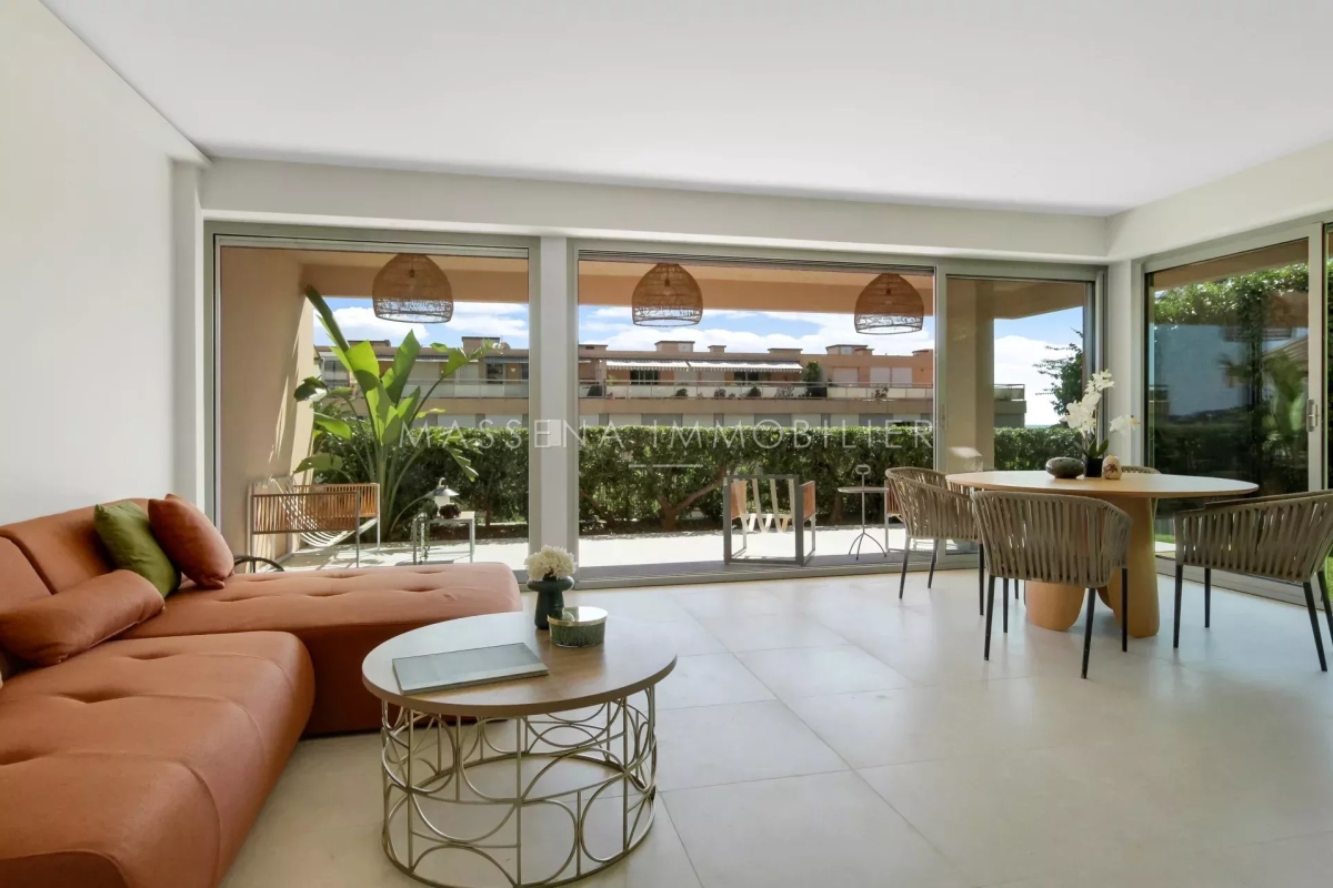 Luxury Apartment for sale in Villefranche-sur-Mer, 890 000 €, Photo 3