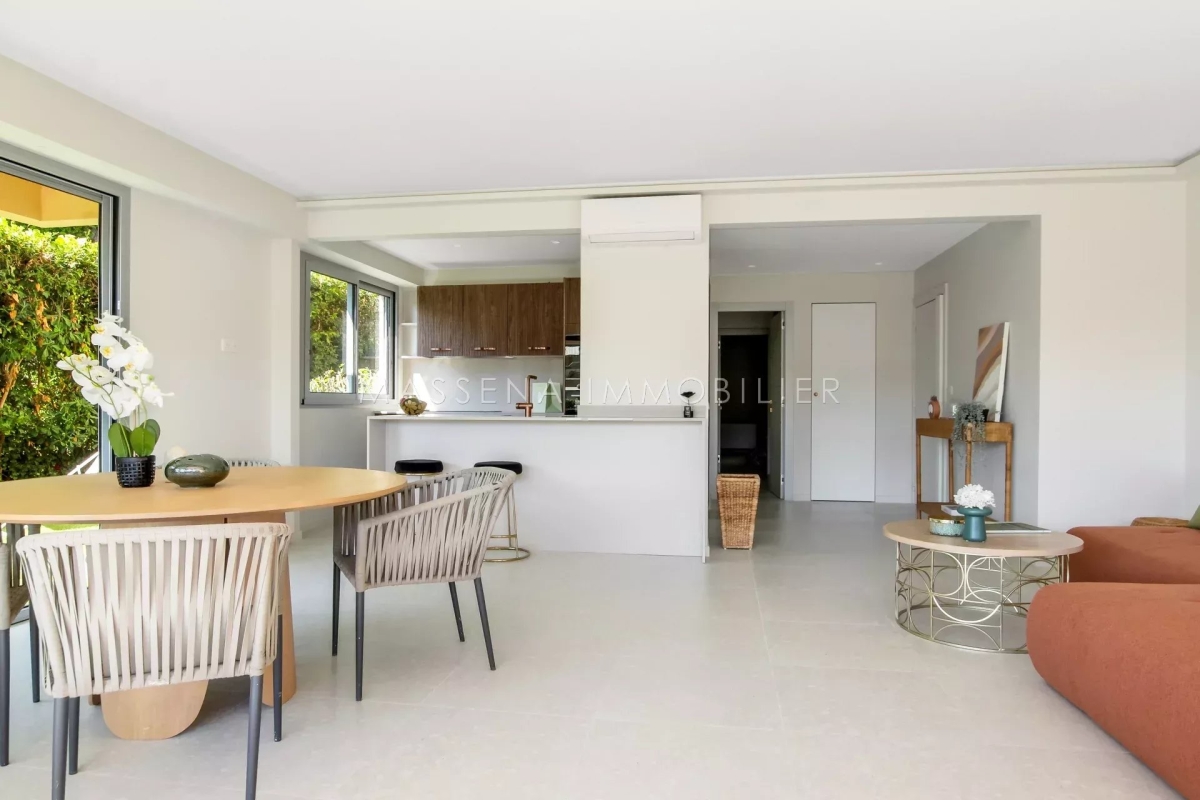 Luxury Apartment for sale in Villefranche-sur-Mer, 890 000 €, Photo 4