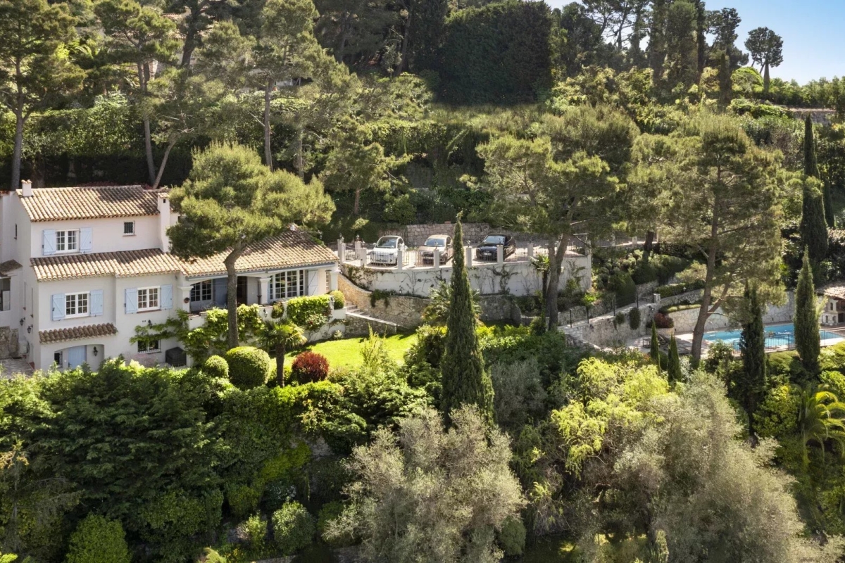 Luxury House for sale in Èze, 3 750 000 €, Photo 2