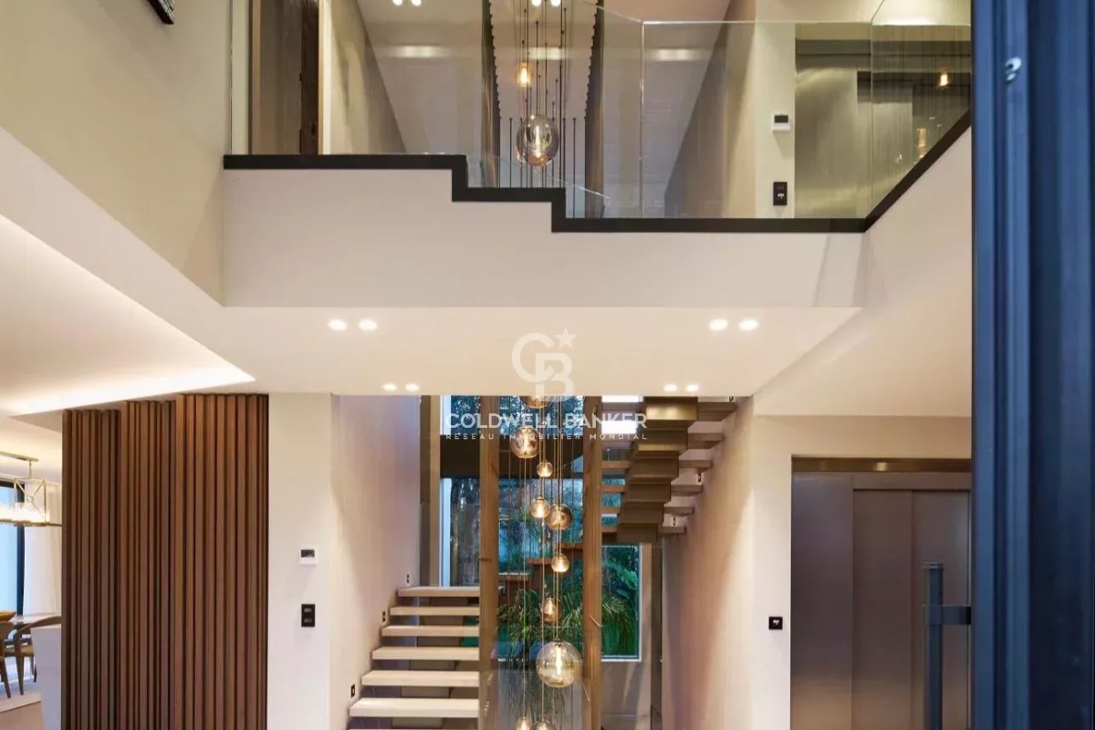 Maison de luxe à vendre à Cannes, 12 900 000 €, Photo 3