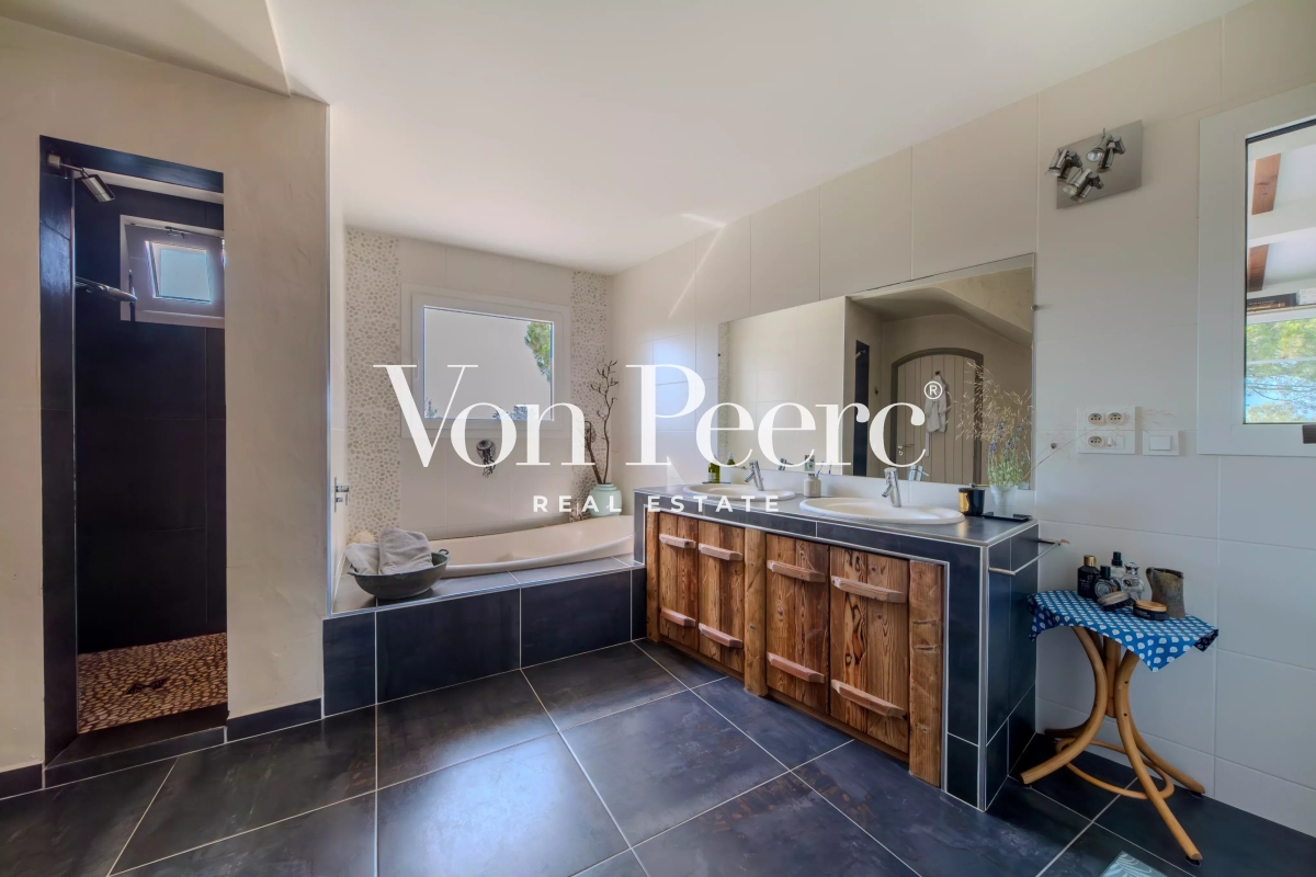 Luxury House for sale in Saintes-Maries-de-La-Mer, 1 350 000 €, Photo 7