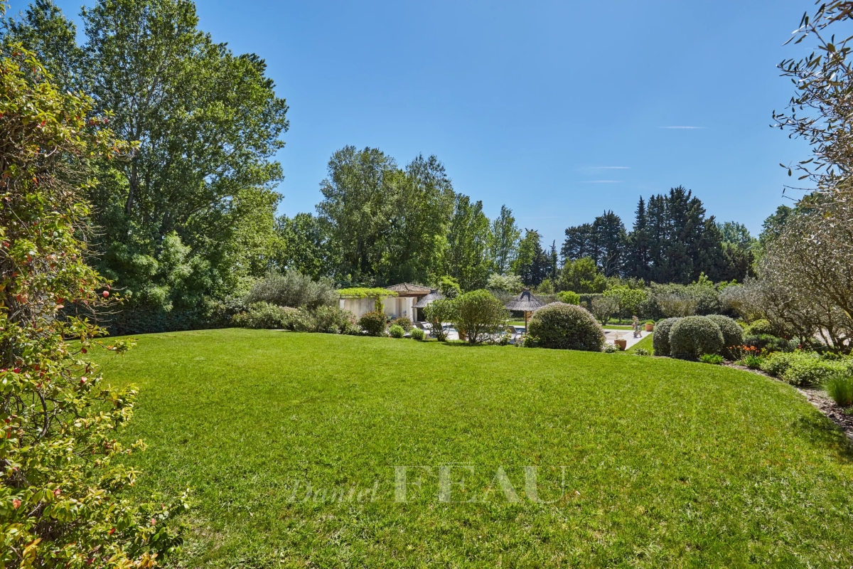 Maison de luxe à vendre à Saint-Rémy-de-Provence, 2 195 000 €, Photo 3