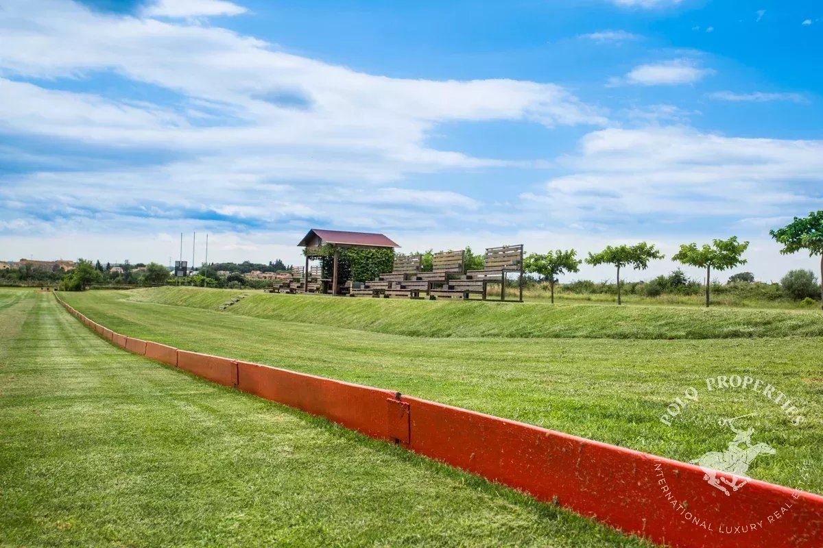 Maison de luxe à vendre à Figueres, 1 500 000 €, Photo 1